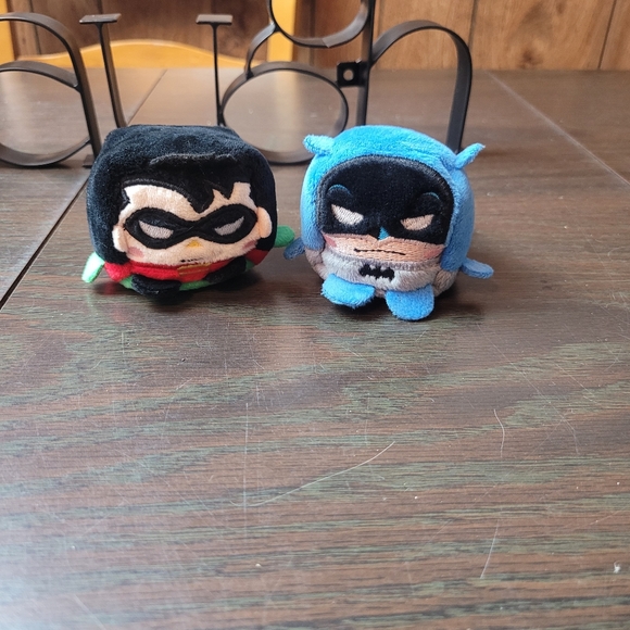 DC Comics Kawaii Cubes 2.25" Plush Batman and Robin - Picture 8 of 13